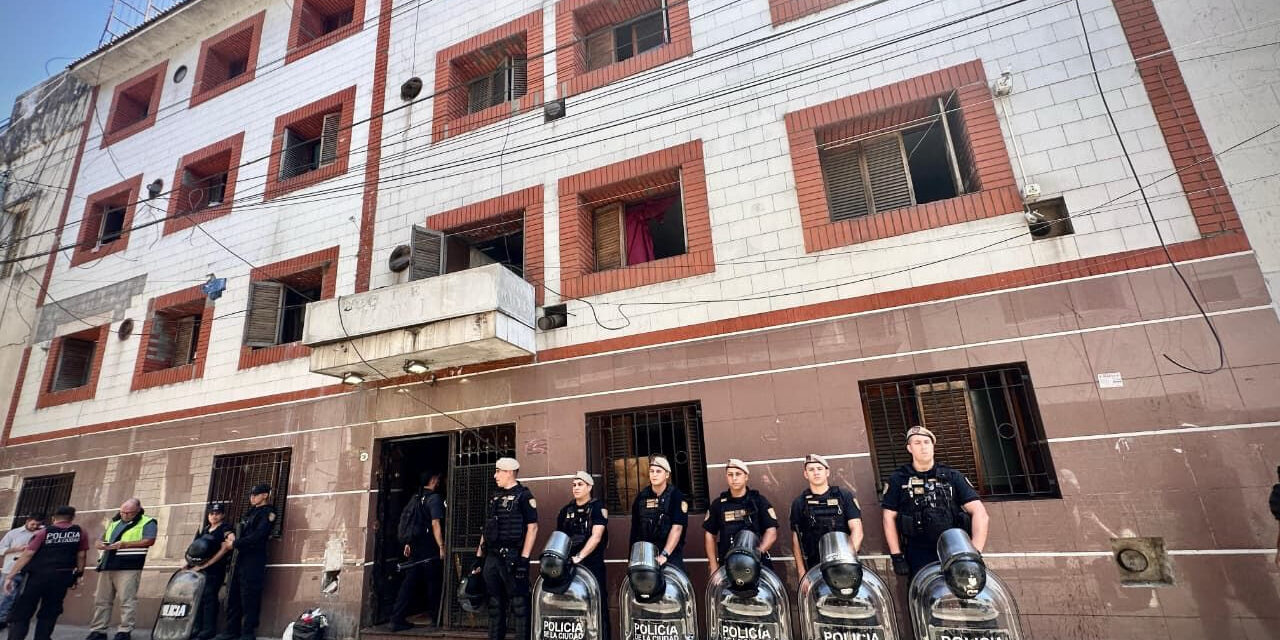 La Ciudad recuperó en Constitución un hotel usurpado que era una cueva de delincuentes