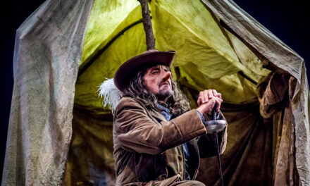 El Puma Goity y “Cyrano” se despiden al aire libre en el anfiteatro de Parque Centenario