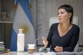 Mayra fuerte contra Adorni por las tasas: "Ustedes quieren hacer con los municipios lo que hicieron con las familias"