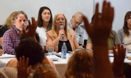 Peligra el inicio de clases en Provincia por el rechazó salarial de uno de los gremios