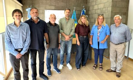 El consorcio del puerto de Dock Sud se reunió con Cámara de la Industria Naval Argentina