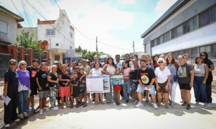 Arrancó la obra de 13 nuevos asfatos en los Barrios Santa María - IAPI y La Loma de Bernal OEste