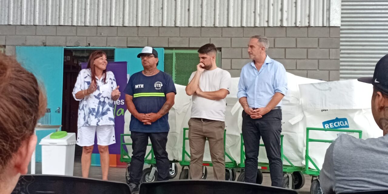 Cooperativa 'Pacha Nuestra' recibió kit de trabajo para fortalecer el reciclado en Quilmes