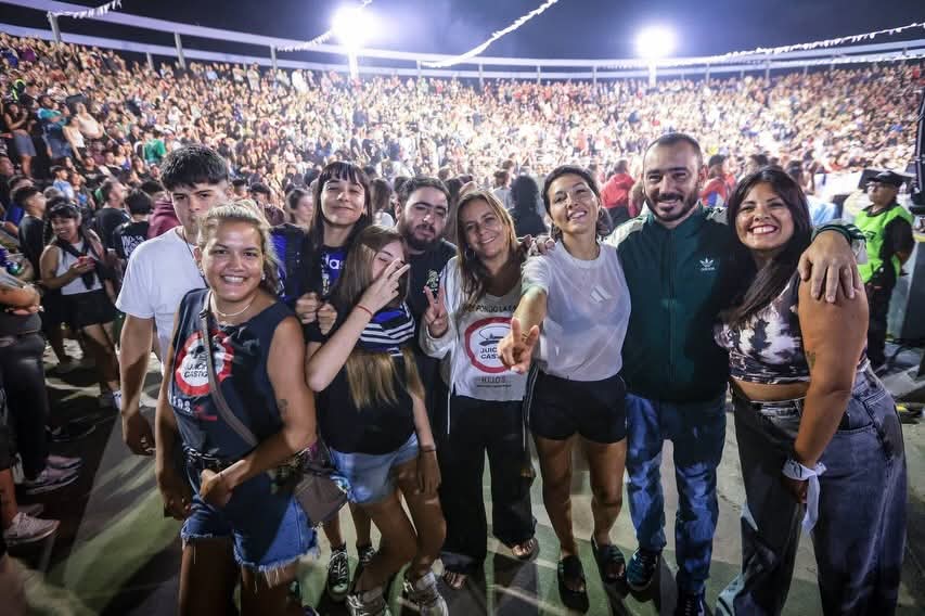 Mayra: "La alegría es revolucionaria y hoy más que nunca necesitamos una verdadera revolución de solidaridad, unión y organización"