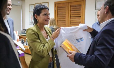 Mayra Mendoza gestiona fondos para obras hídricas en Brasil