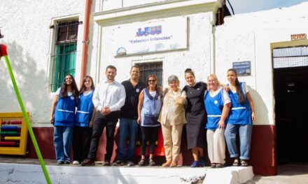 Agustín Balladares en la reapertura del Jardín Maternal de Monte Chingolo