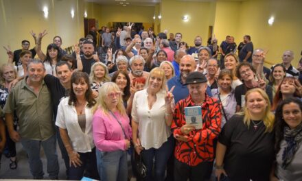 Presentaron en ATE Quilmes el libro "Testimonios: 50 años del golpe en Argentina"