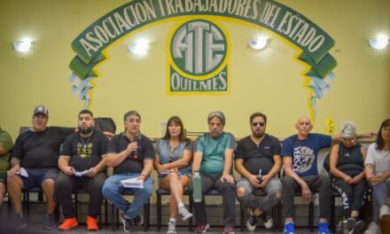 Con un fuerte respaldo a la conducción, la Verde ANUSATE de ATE Quilmes realizó un masivo plenario de la militancia