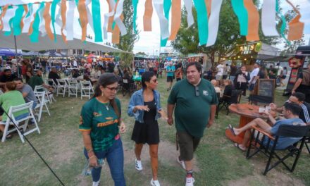 Mayra Mendoza presente en el Festival de la Cerveza en el Parque Lineal de Don Bosco