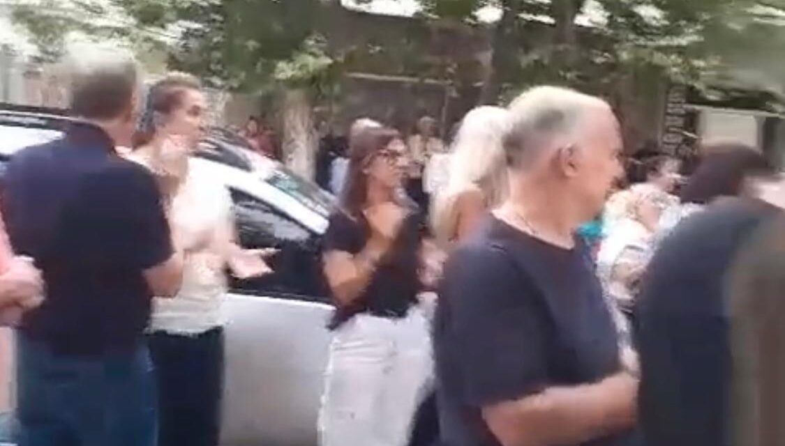 Bernal: Vecinos se plantan ante la inseguridad y exigen respuestas a la Comisaría 2°