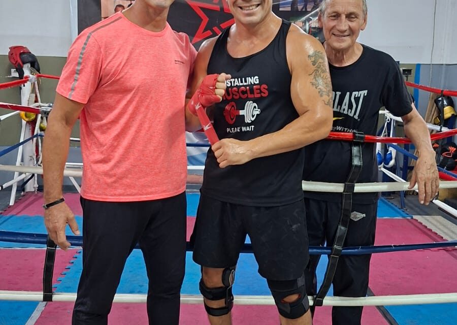 Para su nueva pelea, Maravilla Martínez se entrena en el Quilmes Oeste