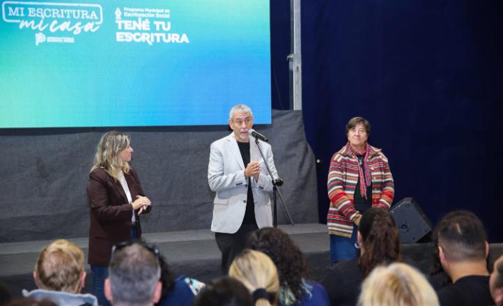 Avellaneda: Vecinos obtuvieron su regularización dominial