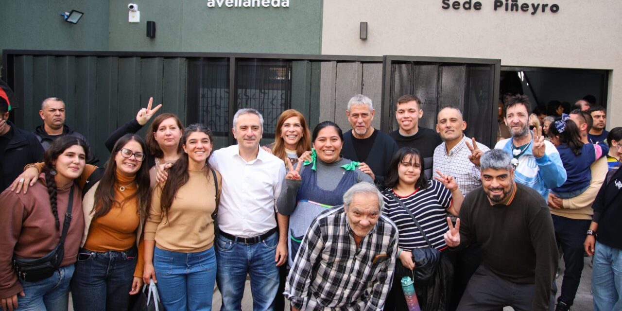 Ferraresi y Larroque inauguraron en Avellaneda dos nuevos edificios del Programa Envión