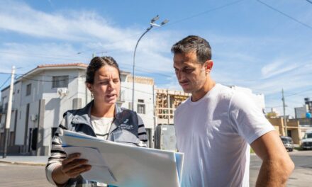 En Lanús, Julián Alvarez supervisó las tareas de repotenciación lumínicas sobre la avenida Eva Perón