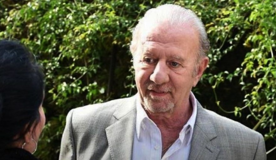 Armando Bertolotto: "No es por ahí, los tontos somos nosotros"