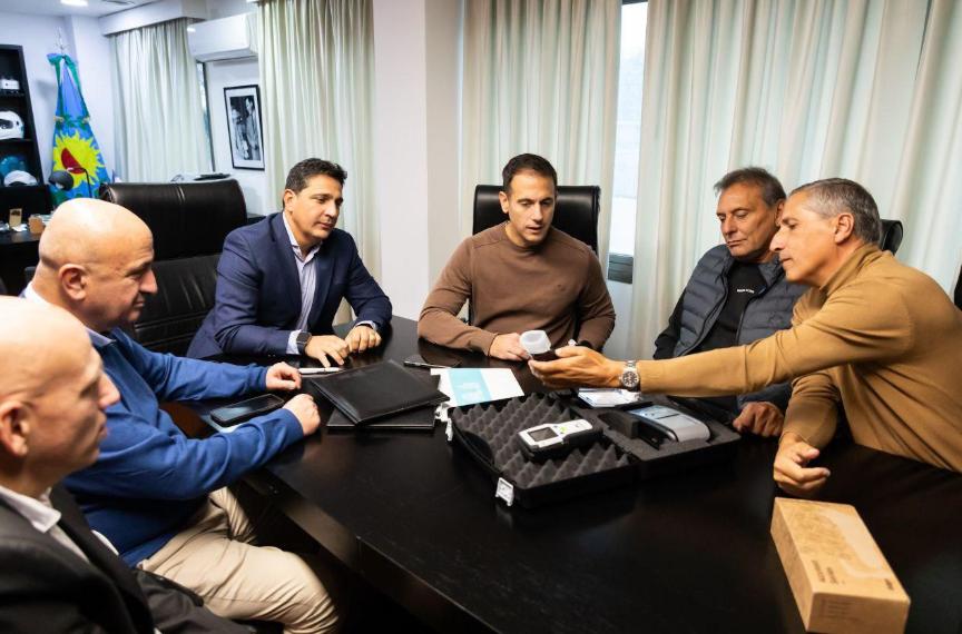 Julián Alvarez y el Ministro Marinucci se comprometieron a reforzar los controles del tránsito pesado en Lanús