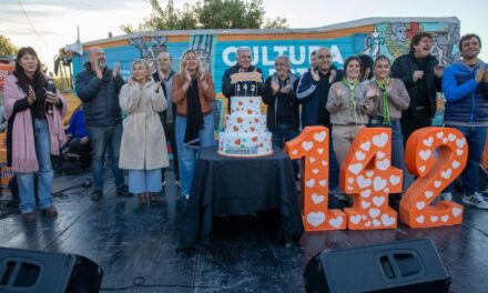 En el cumpleños de Gutiérrez, Balor afirmó: "Vamos a seguir trabajando para mejorar la calidad de vida de esta localidad"