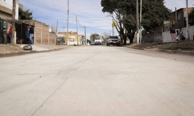 Asfaltos con fondos quilmeños: 21 nuevos pavimentos en los barrios 25 de Mayo y Monteverde de Solano