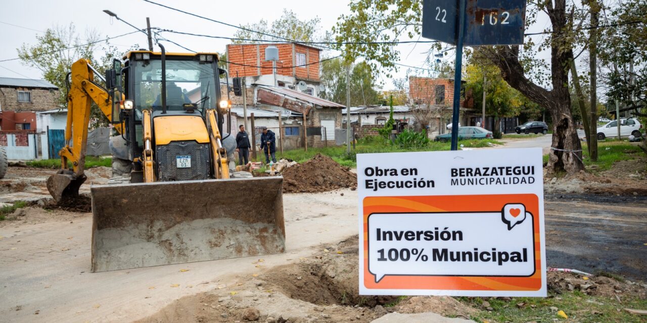 Trabajos de saneamiento y pavimentación en el barrio Jacarandá de Berazategui