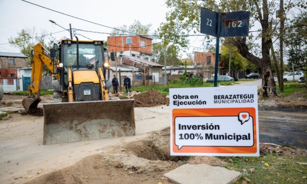 Trabajos de saneamiento y pavimentación en el barrio Jacarandá de Berazategui
