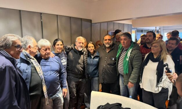ATE participó del abrazo a la UOM Nacional