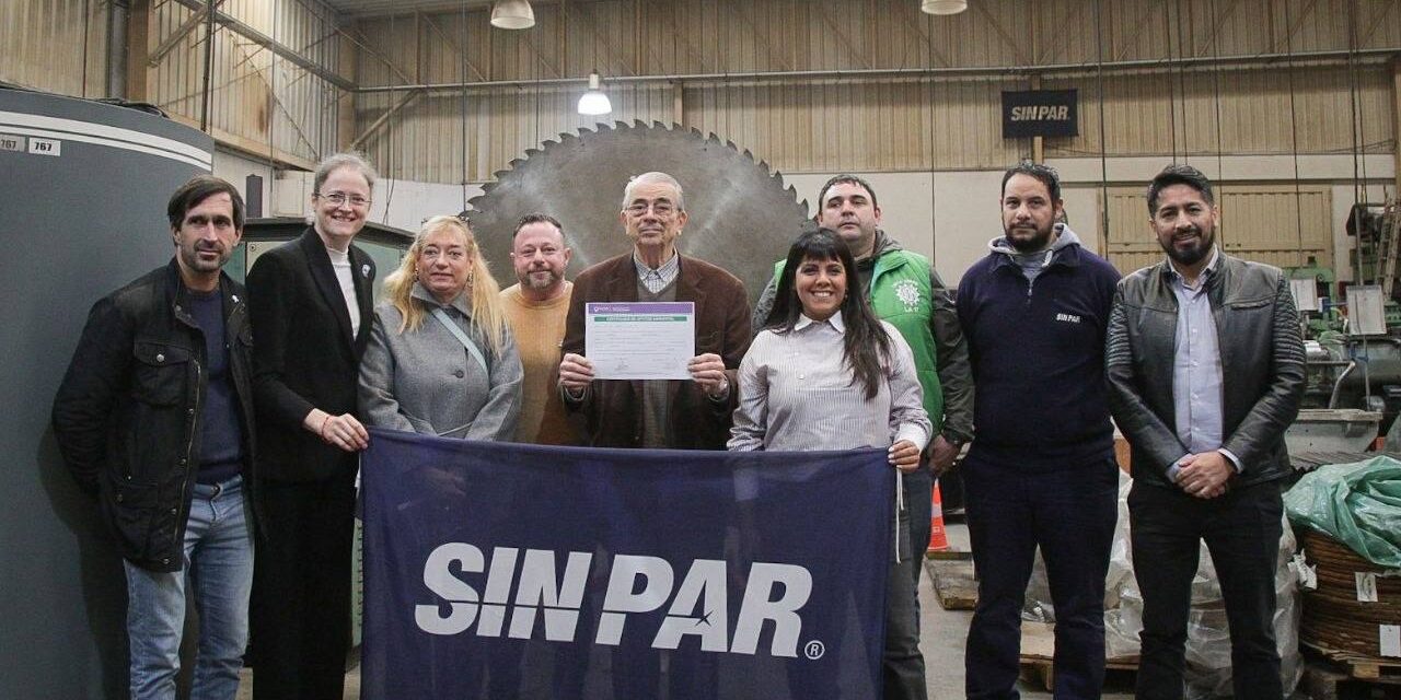El Municipio de Quilmes entregó el certificado de aptitud ambiental a la pyme Sin Par SA