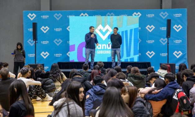 Julián Álvarez encabezó el lanzamiento del programa “Mejor Hablar de Ciertas Cosas”; ¿de qué se trata?