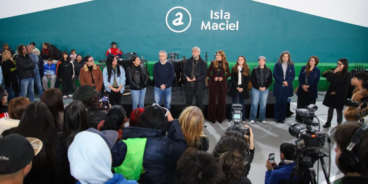 Ferraresi, Magdalena Sierra y Larroque inauguraron obras en la sede Maciel del programa Envión