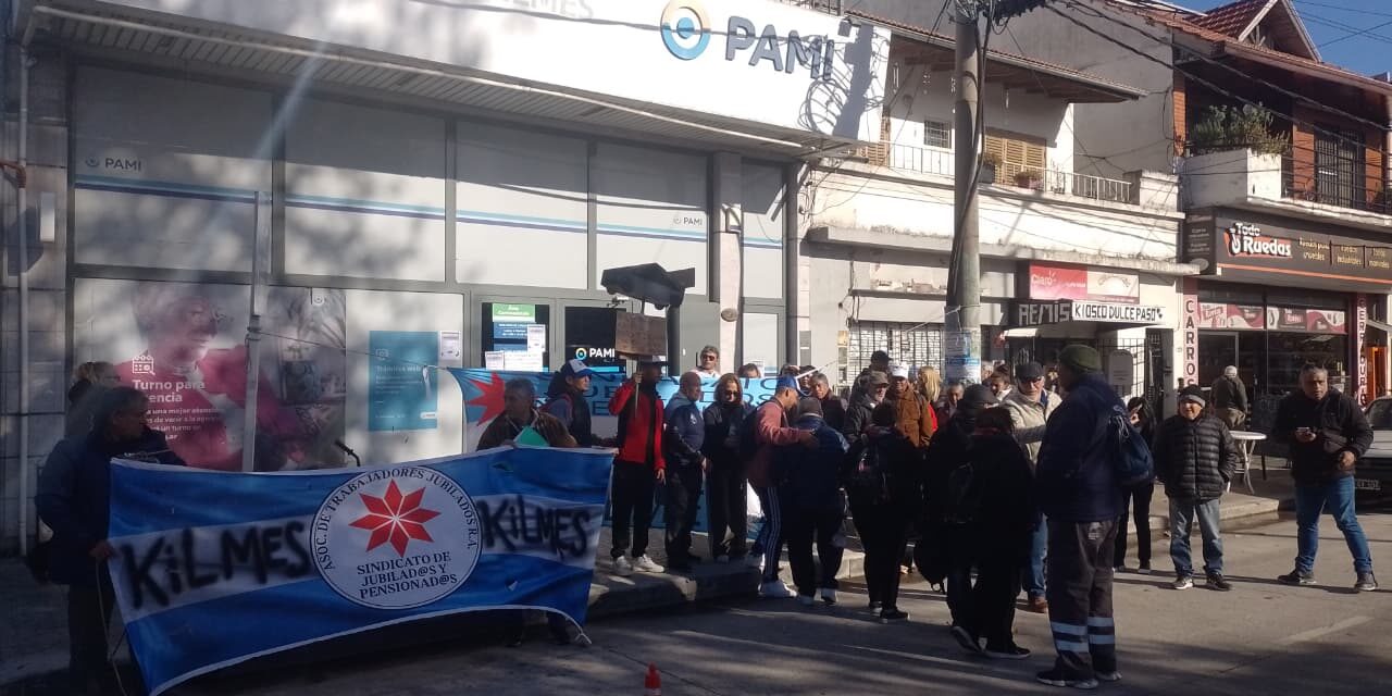 Otro fuerte reclamo de jubilados en PAMI Quilmes, que sigue sin dar respuestas