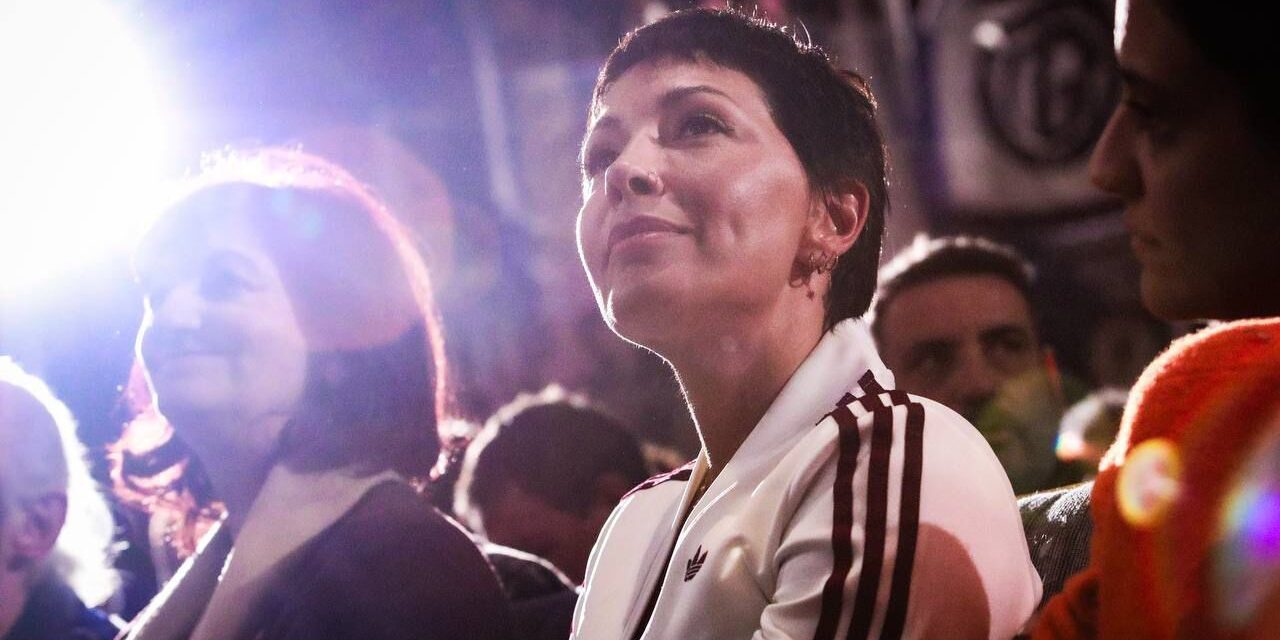 Mayra Mendoza: “Quiero que tengamos la posibilidad de construir un futuro para recuperar la dignidad en la vida de la gente”