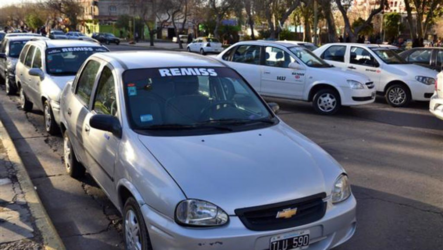 Remiseros en Alerta: Exigen frenar una reforma que "pone en riesgo la seguridad de los pasajeros"
