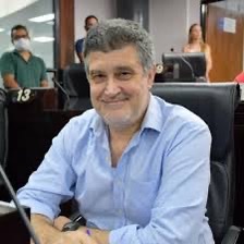 Casi en silencio, Ariel Burtoli asumió como funcionario en PBA