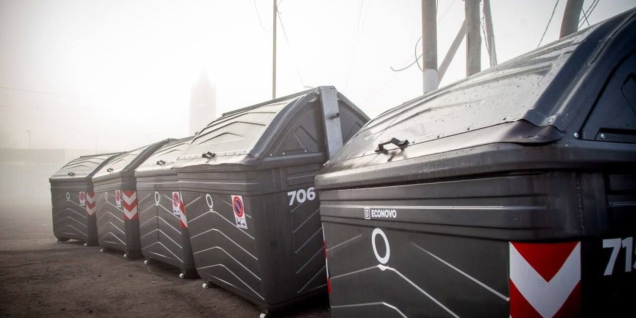 El Municipio de Quilmes instaló los primeros 12 contenedores en Solano, y presentó un nuevo camión recolector