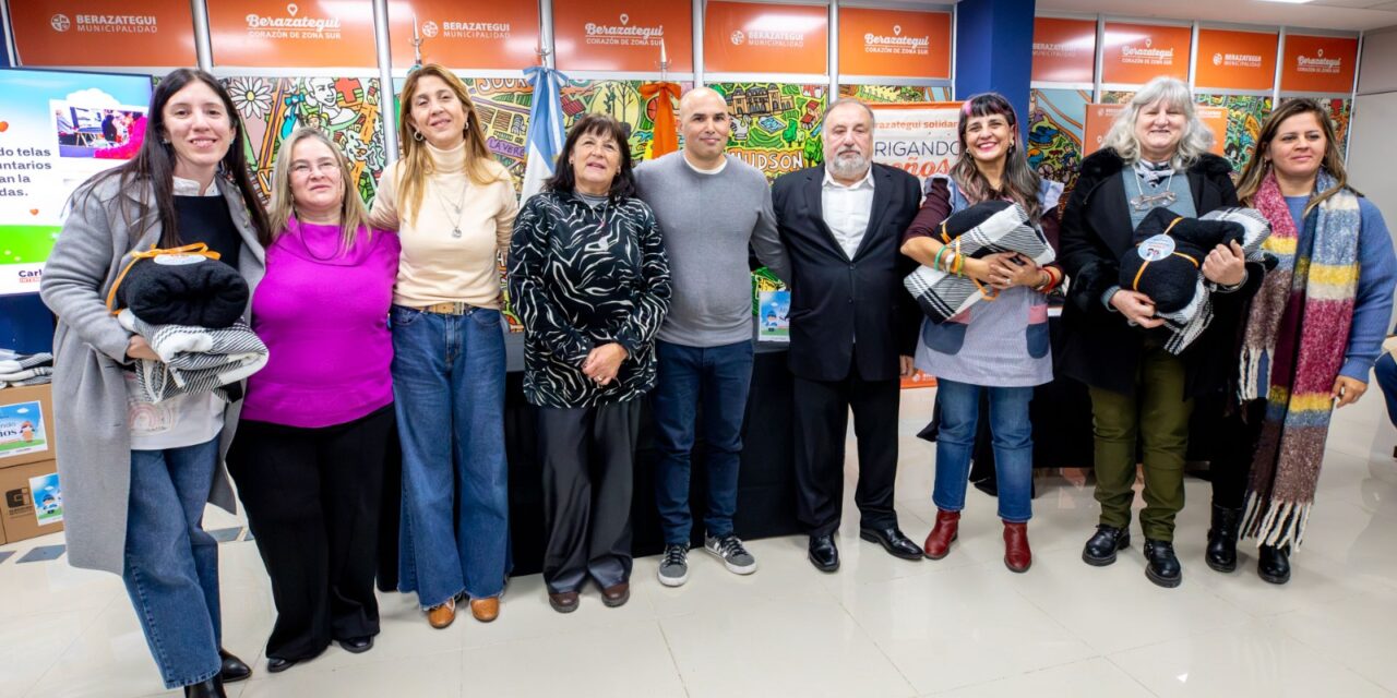 El frío se combate con solidaridad en Berazategui: Nueva edición de “Abrigando Sueños”