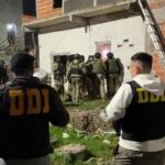 Tensión en Bernal Oeste: Grupo Halcón liberó a una joven rehén y detuvo a su padre armado