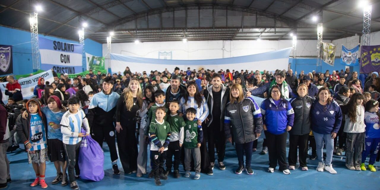 El Municipio de Quilmes entregó kits deportivos a 37 clubes de barrio