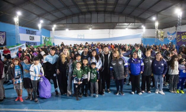 El Municipio de Quilmes entregó kits deportivos a 37 clubes de barrio
