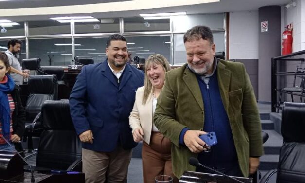'Estefi' Albasetti faltó al debut de la 'Chola' Morguen como presidenta de Bloque LLA