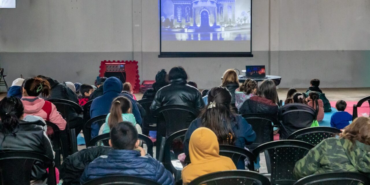 Las vacaciones de invierno se disfrutan con Cine en los Barrios