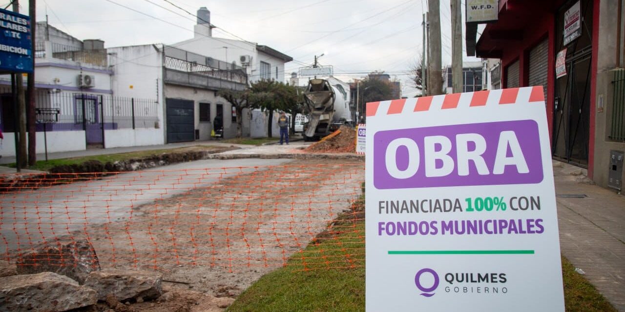 Con fondos municipales, siguen los trabajos de bacheo en todo Quilmes