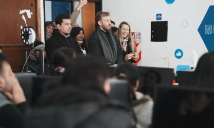 Otermín recorrió el nuevo Centro de Formación Tecnológica del Gobierno de la Comunidad en Banfield