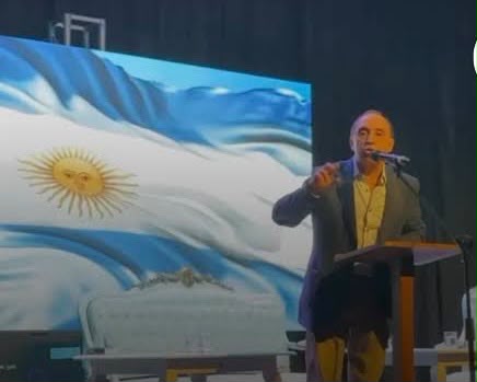 Nieto juega