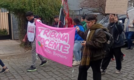 Enorme movilización educativa reclamó en las calles de Brown