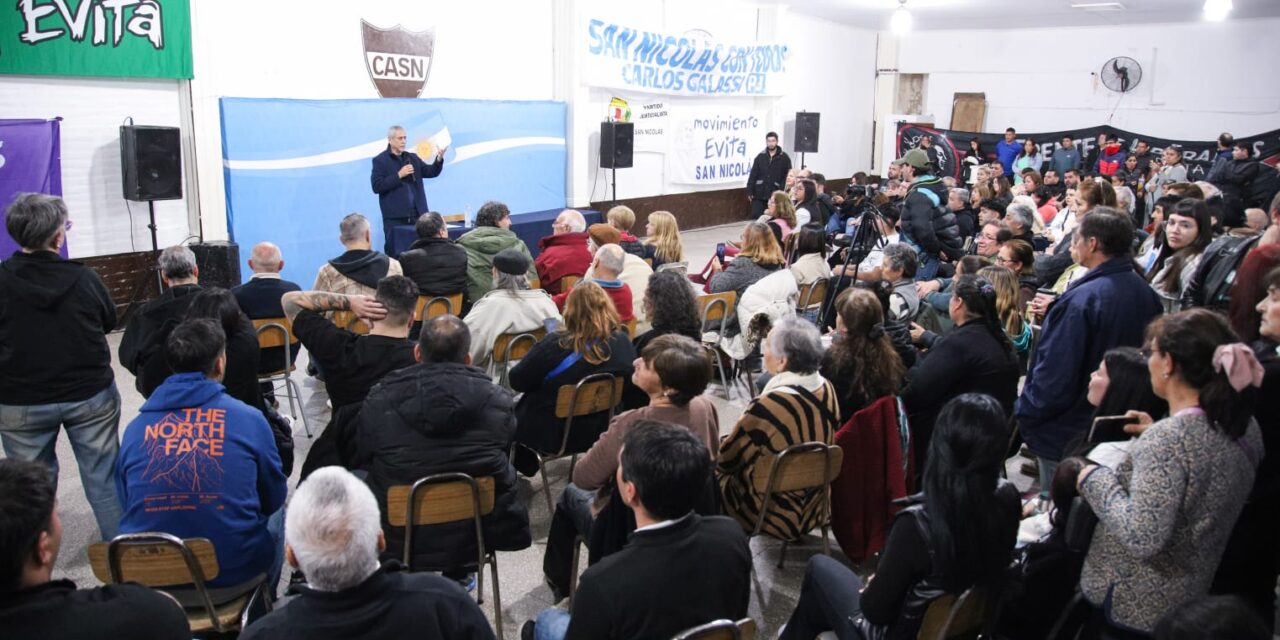 Ferraresi llevó sus propuestas a Zárate y San Nicolás: Charló con dirigentes y dialogó con vecinos