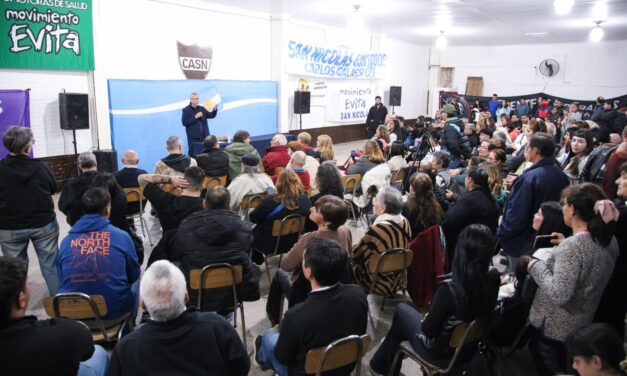 Ferraresi llevó sus propuestas a Zárate y San Nicolás: Charló con dirigentes y dialogó con vecinos