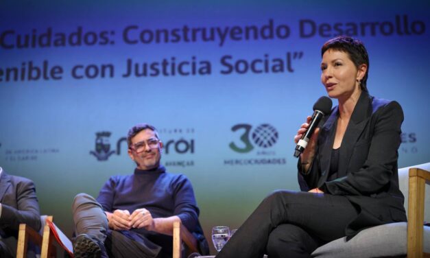 Mayra Mendoza encabezó el panel de Diálogo Regional “Territorios de cuidados: construyendo desarrollo sostenible con justicia social”