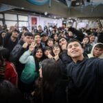 Mayra Mendoza insistió en poner límites y regulaciones a la digitalidad junto a 300 jóvenes del Programa Envión