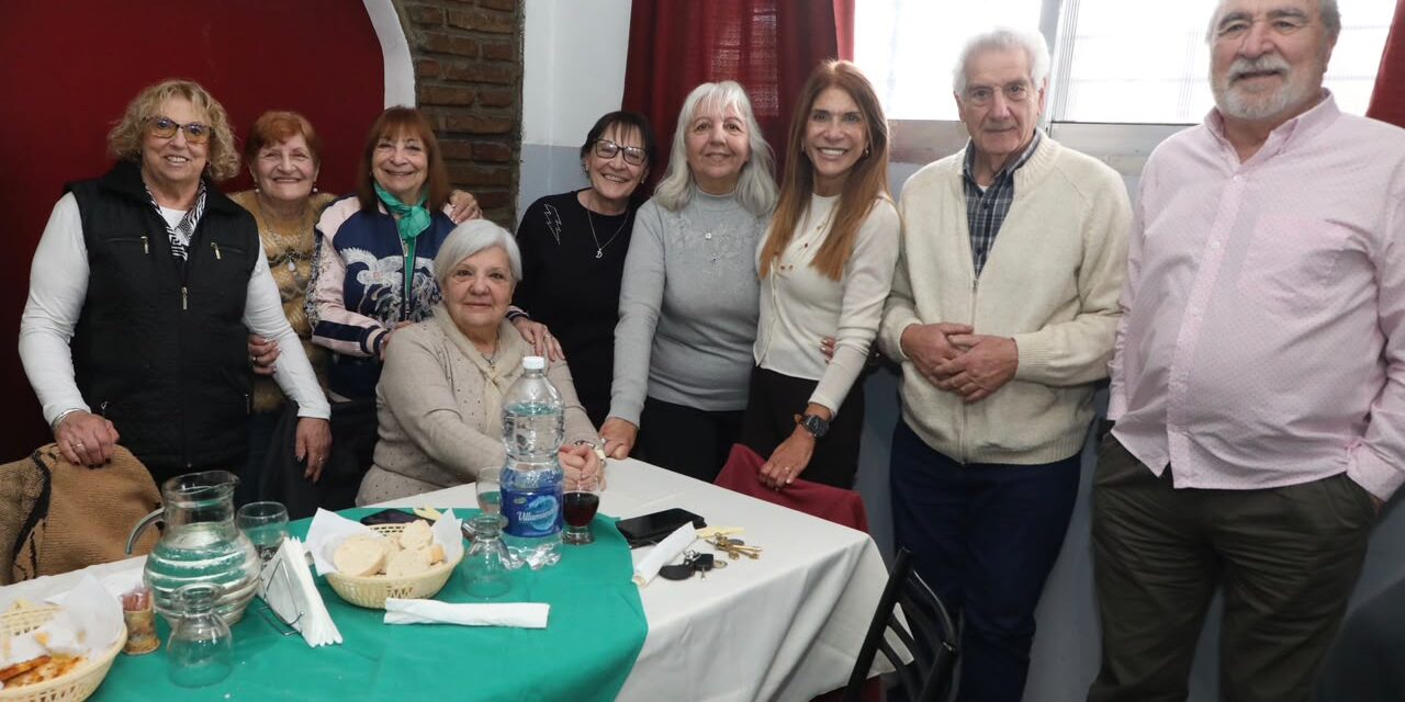 Magdalena Sierra compartió el festejo del aniversario de instituciones de Avellaneda