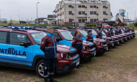 En Lanús incorporaron 20 camionetas para la nueva patrulla de Ordenamiento Urbano Municipal