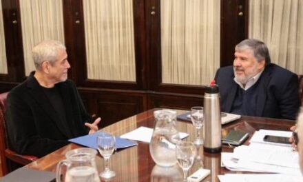 Ferraresi se reunió con Mayans